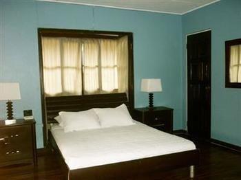 Hotel Out Of Bounds Boutique San José